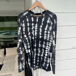 Lululemon Mens Metal Vent Tech Black & White Tie Dye Long Sleeve Shirt